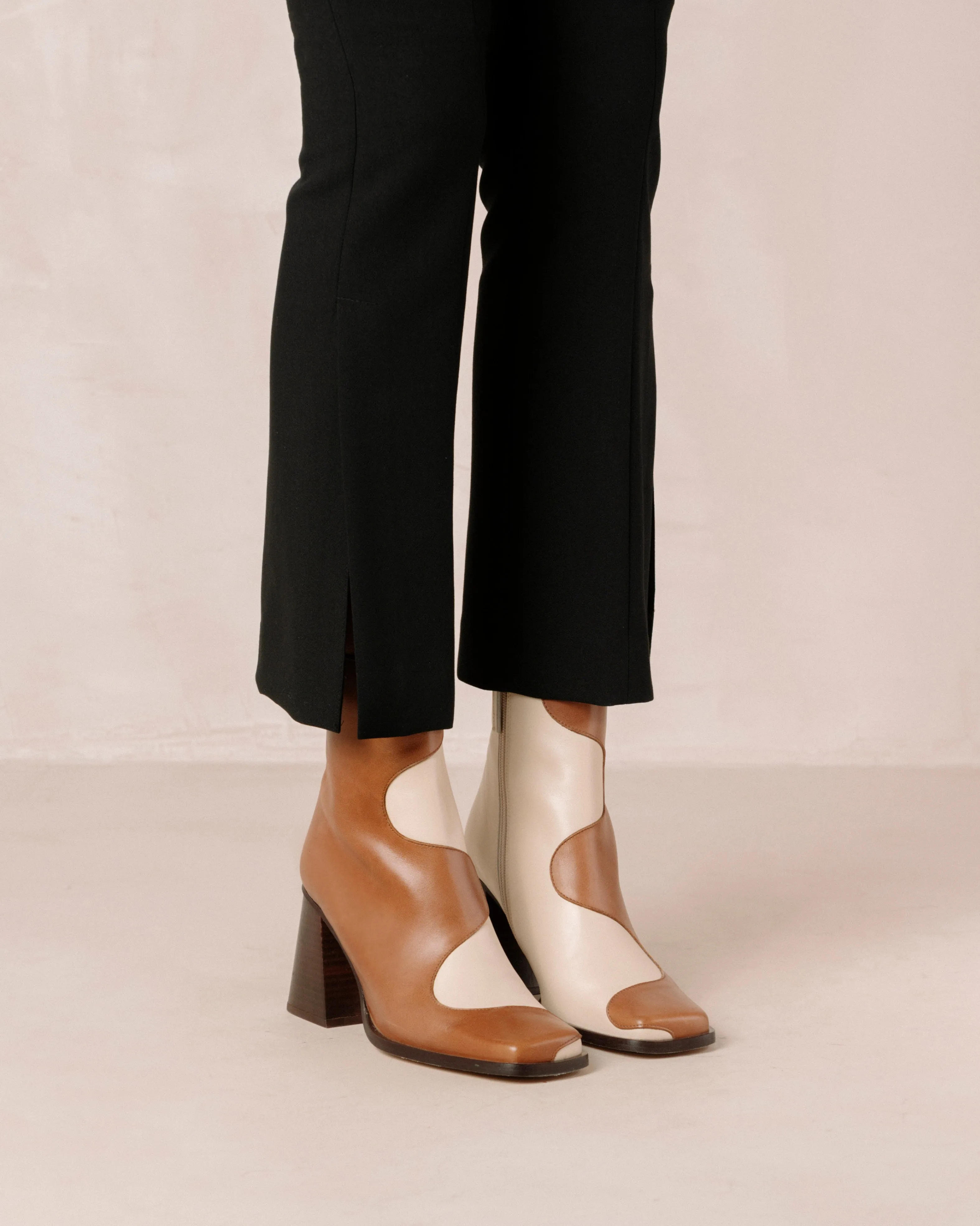 Blair Bicolor Camel Cream Ankle Boots