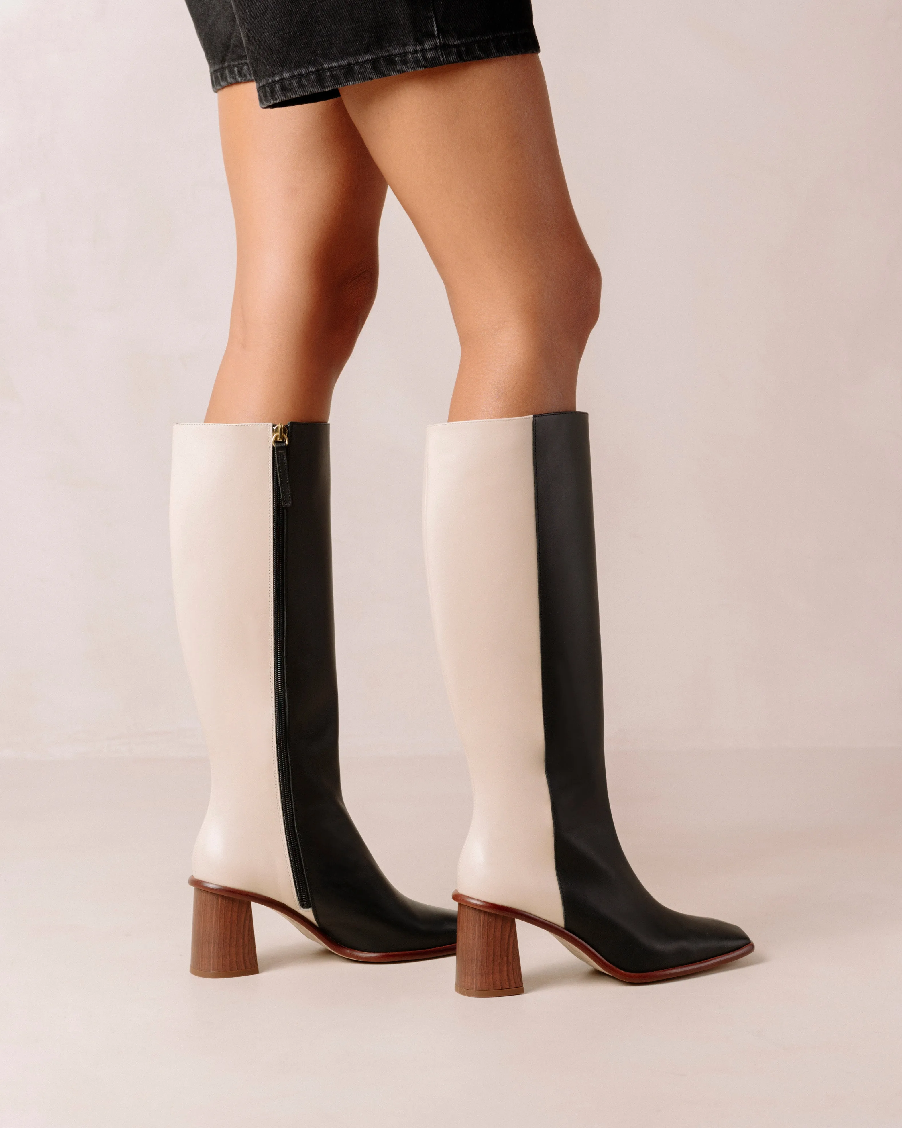 East Black Cream Boots