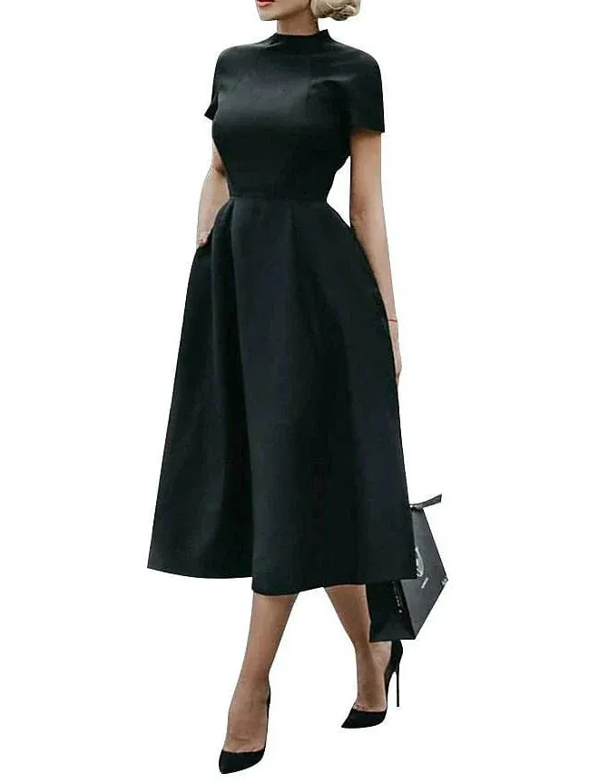 Elegant Black Midi Dress with Ruched Details and Short Sleeves