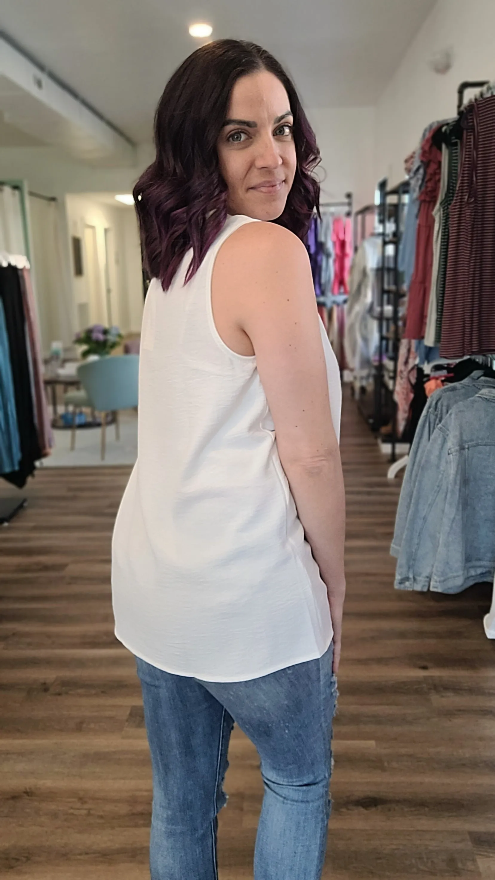 Eliza Sleeveless V-Neck