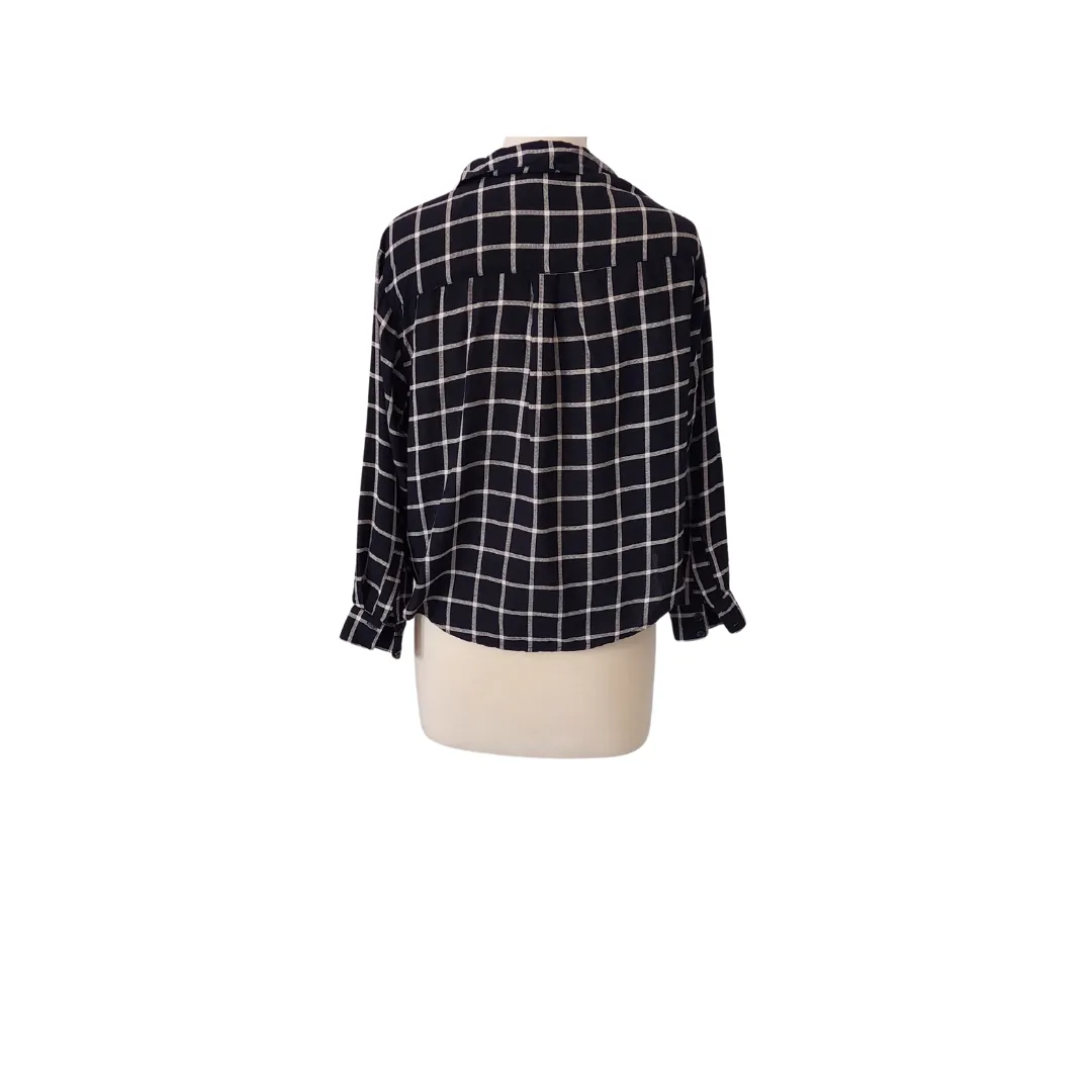 Forever 21 Black & White Checked Soft Collared Shirt | Pre Loved |