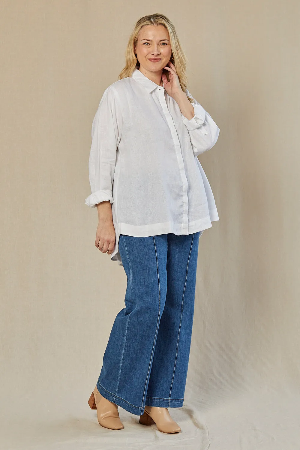 Oversized Linen Boyfriend Shirt in White