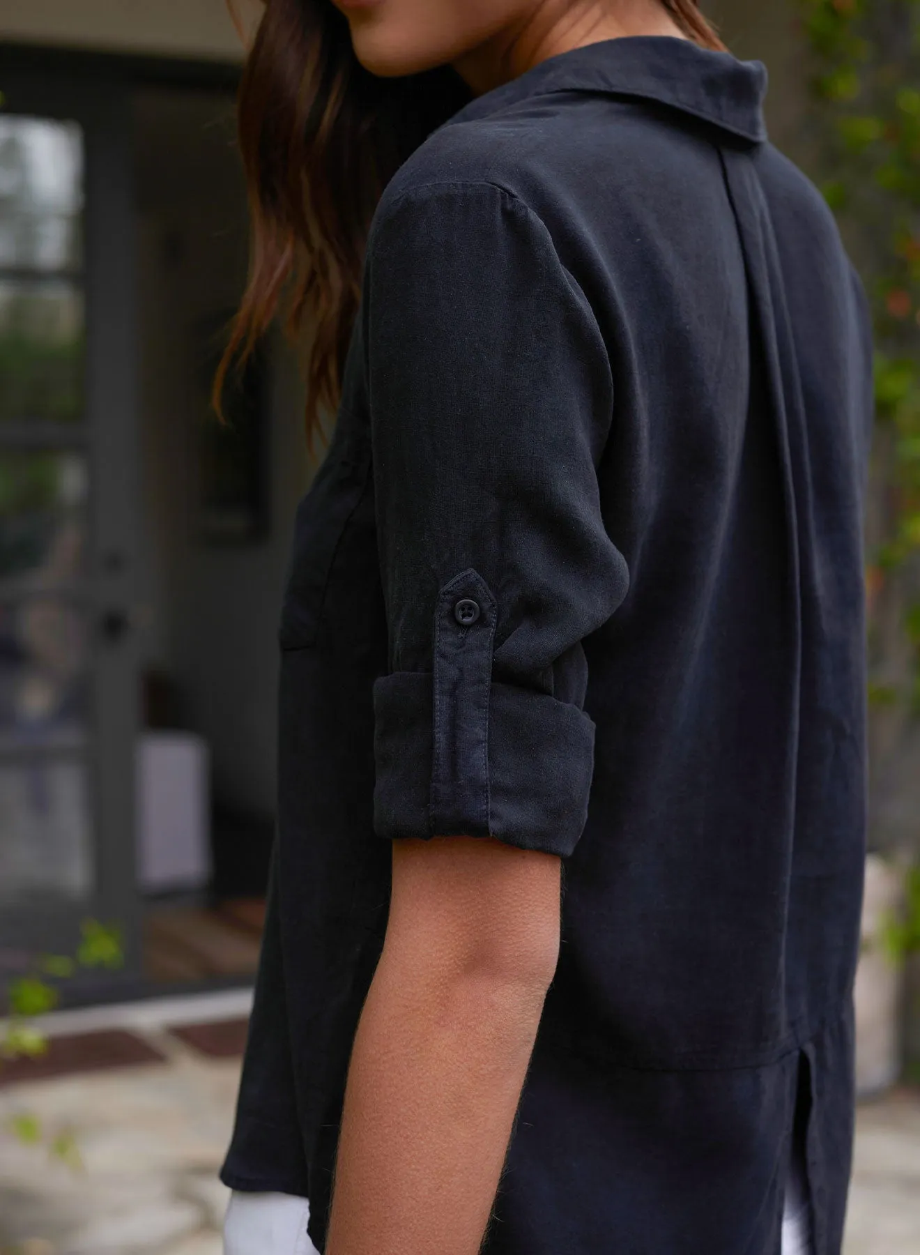 Split Back Button Down - Vintage Black